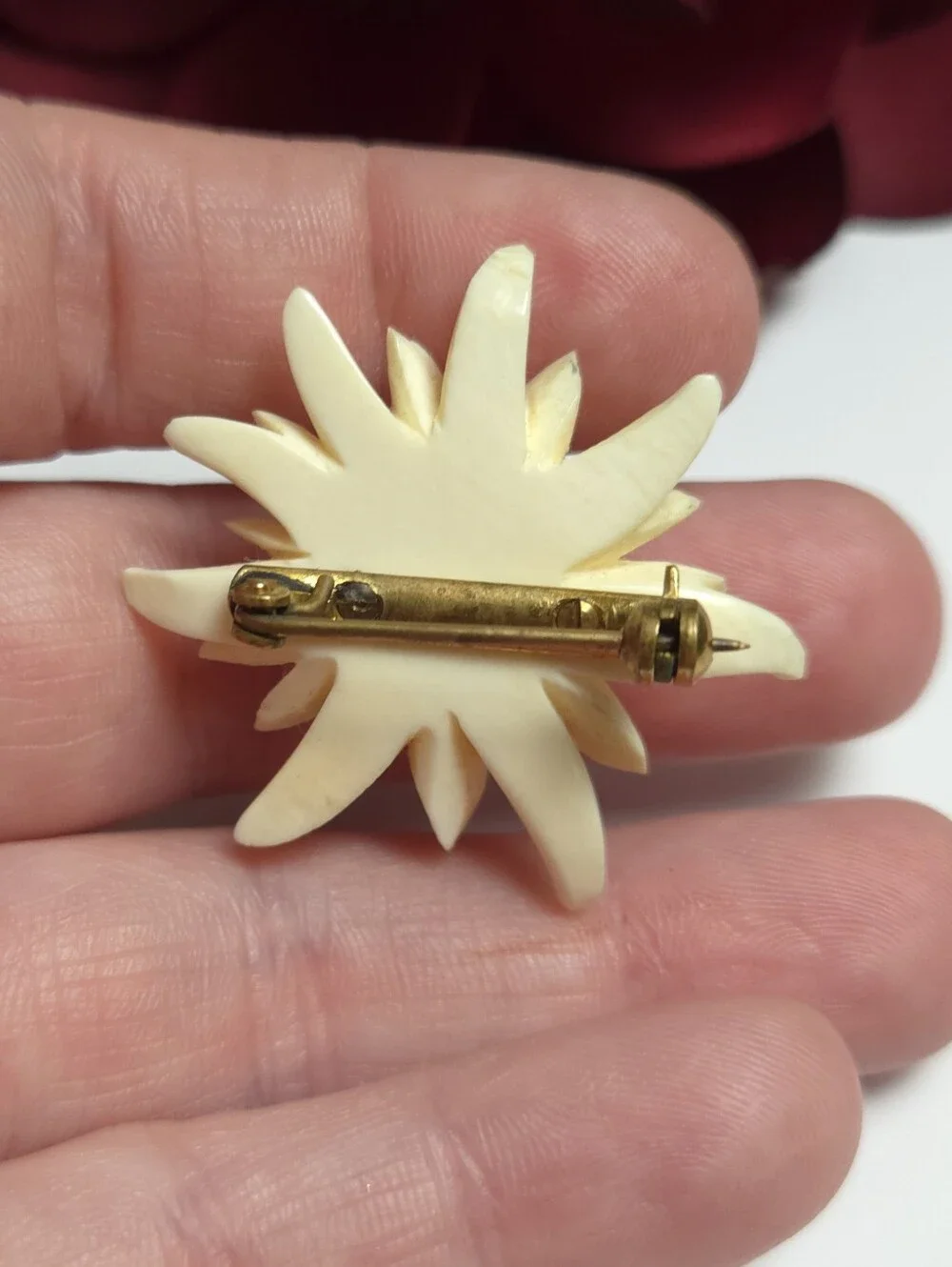 Vintage Edelweiss Carved Celluliod Flower Brooch Sweetheart Flower Brooch